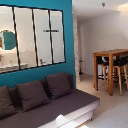 Apartament Superbe T2 Avec Grande Terrasse En Centre A 5 Min A Pieds Des Arenes De *